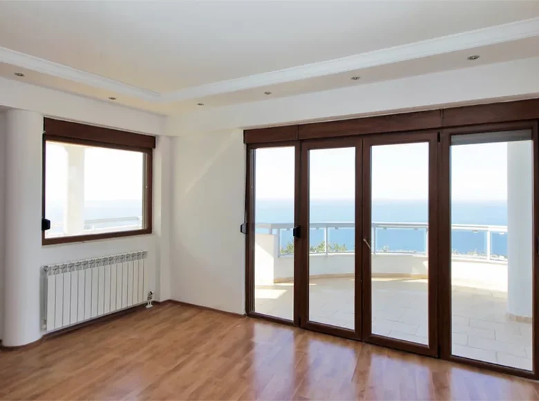 Wohnung 2 Schlafzimmer 102 m² Pecurice, Montenegro