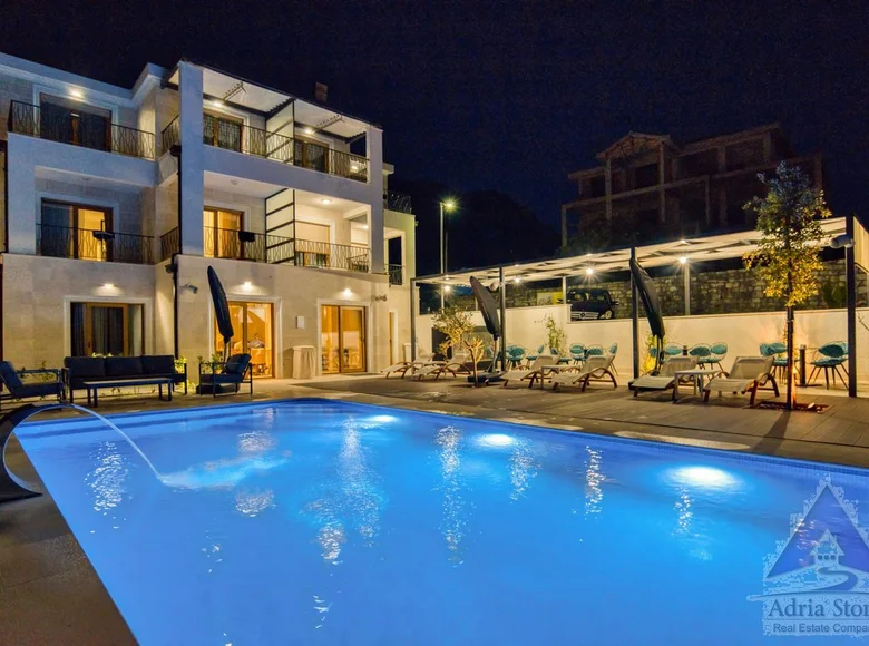 5-Schlafzimmer-Villa 450 m² Tudorovici, Montenegro