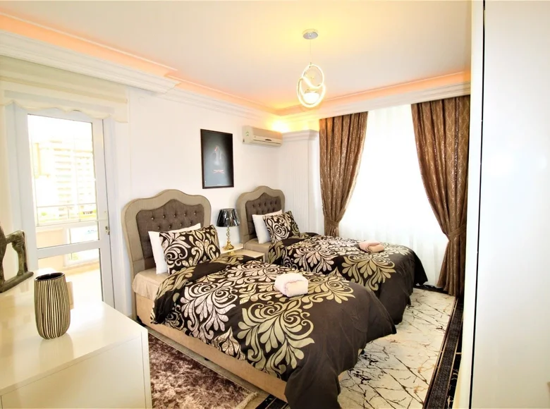 2 bedroom apartment 115 m² Alanya, Turkey