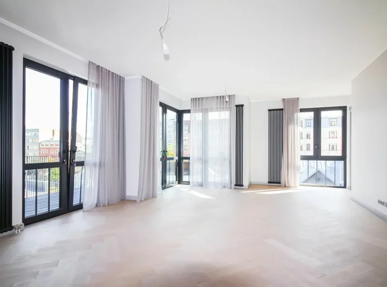 4 bedroom apartment 154 m² Riga, Latvia