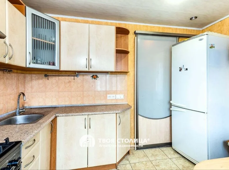 Квартира 2 комнаты 61 м² в Минске, Беларусь