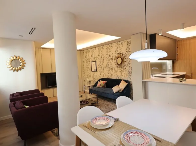 Wohnung 3 Schlafzimmer 80 m² Madrid, Spanien