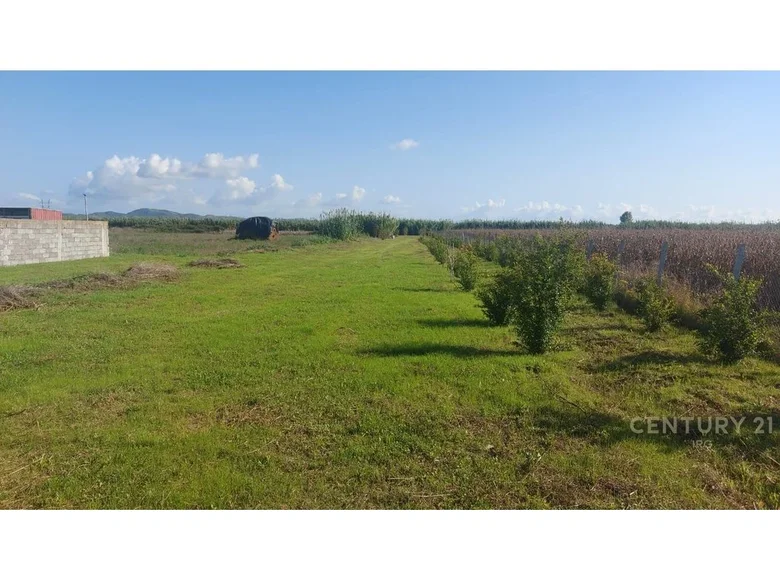 Parcelas 10 430 m² Gose e Madhe, Albania