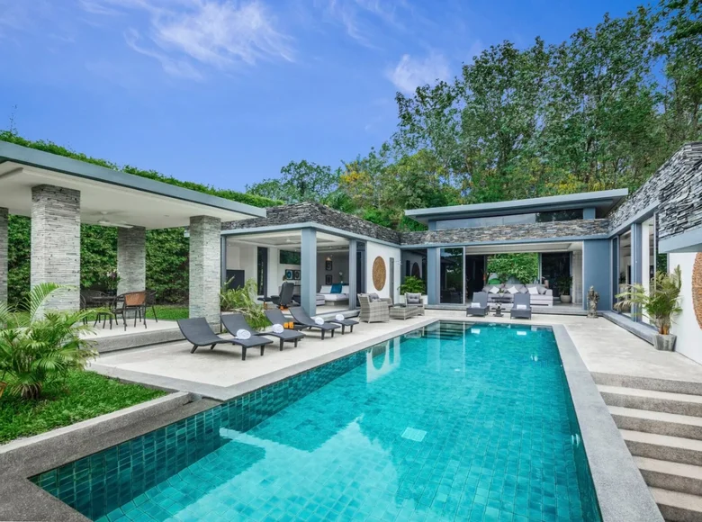 4 bedroom Villa 575 m² Si Sunthon, Thailand