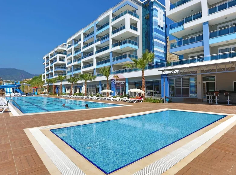 4 bedroom apartment 225 m² Kestel, Turkey