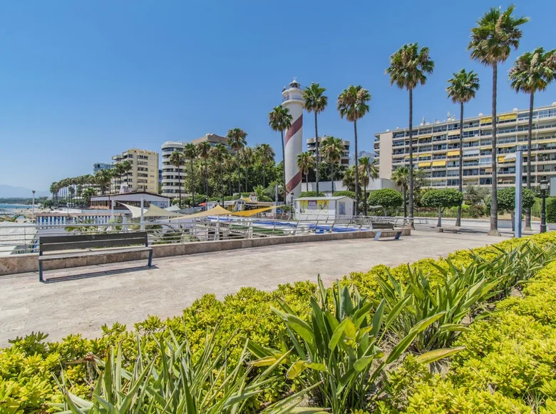 Квартира 2 спальни 80 м² Марбелья, Испания