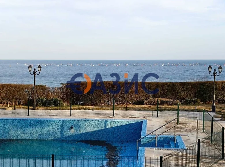 Mieszkanie 2 pokoi 61 m² Rawda, Bułgaria