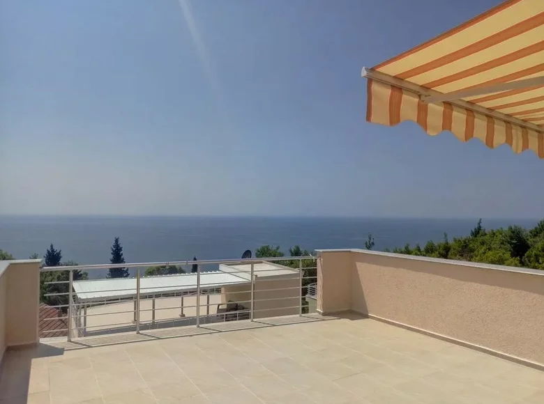 Casa 4 habitaciones  Bar, Montenegro