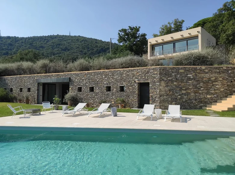 Villa de 6 chambres 500 m² Alassio, Italie