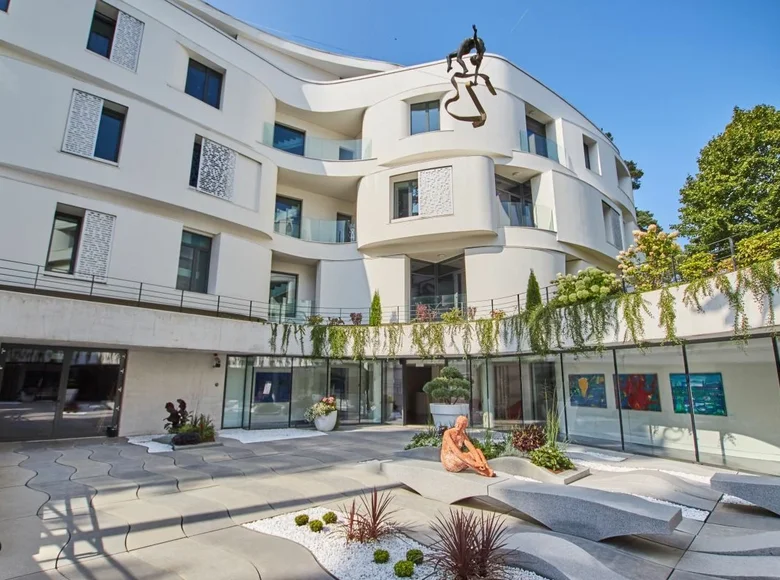 Apartamento 5 habitaciones 223 m² Jurmala, Letonia