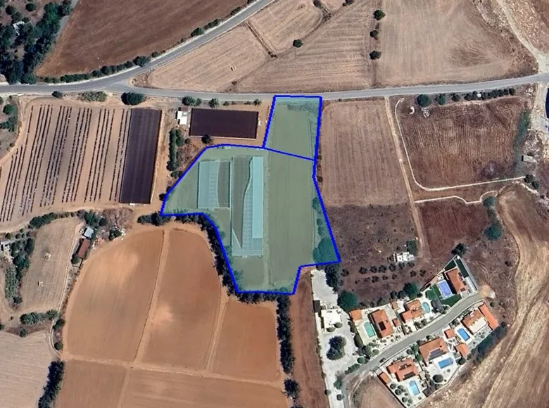 Atterrir  Anarita, Chypre