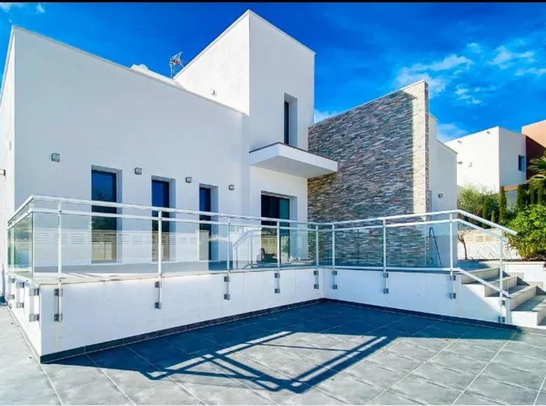 Villa 4 chambres 232 m² Calp, Espagne