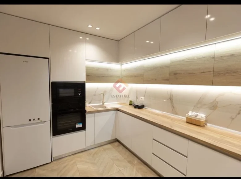 Apartment 130 m² Bashkia Vlore, Albania