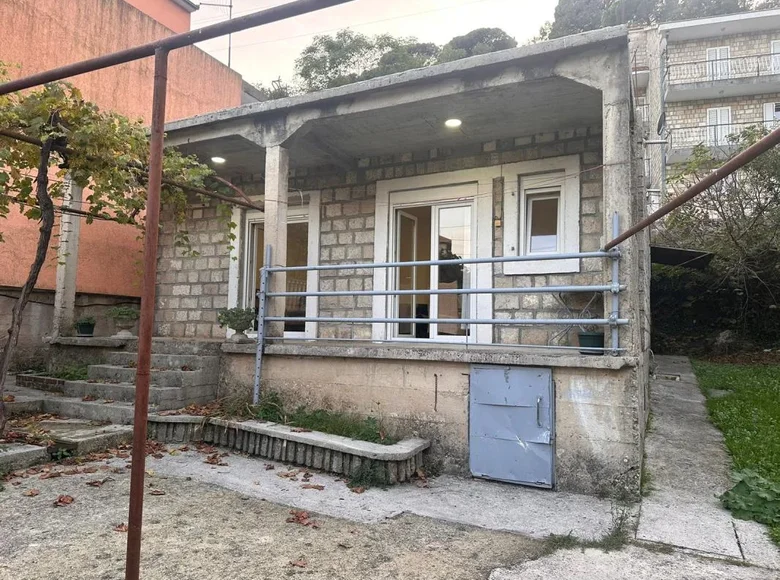 Maison 2 chambres 90 m² Herceg Novi, Monténégro