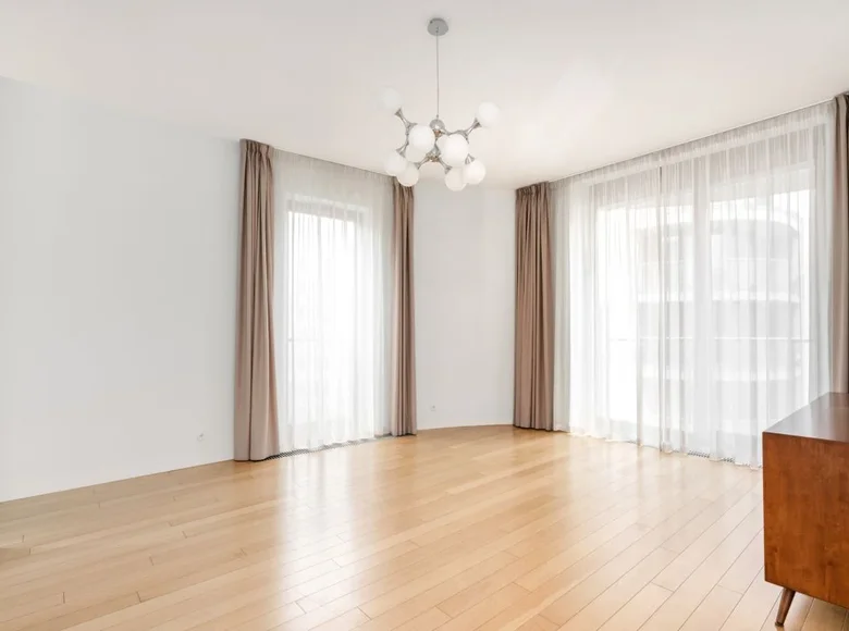 4 room apartment 99 m² Warsaw, Poland