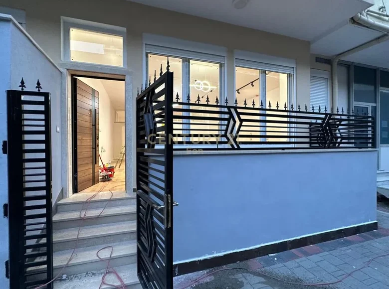 2 bedroom apartment 120 m² Bashkia Durres, Albania