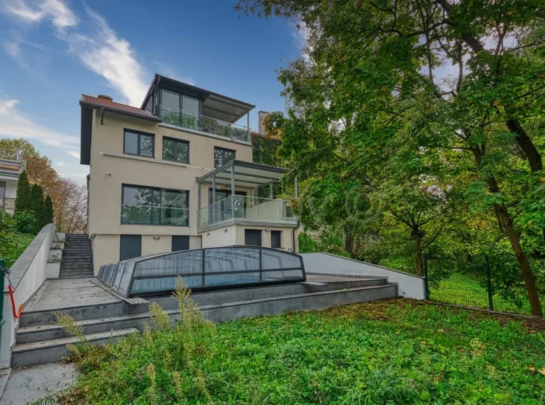 7 room house 444 m² City of Zagreb, Croatia