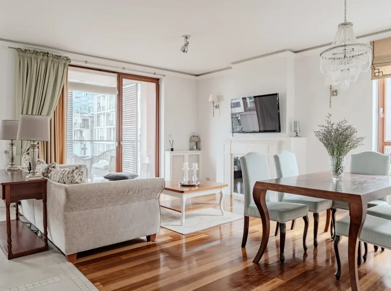 Apartamento 3 habitaciones 83 m² Varsovia, Polonia