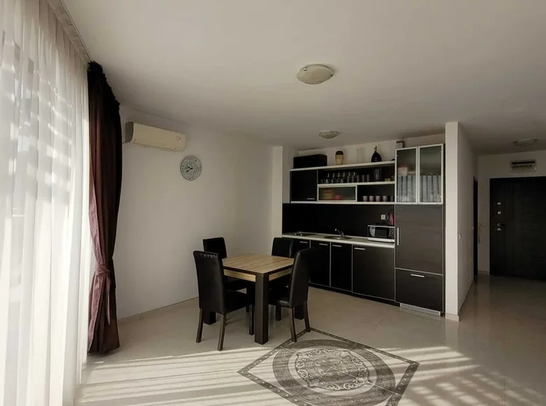 2 bedroom apartment 188 m² Sveti Vlas, Bulgaria