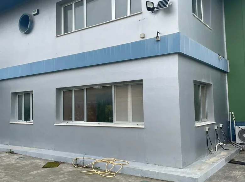 Склад 1 220 м² район Лимасол, Кипр