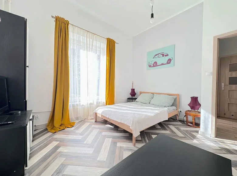 1 room apartment 28 m² Warsaw, Poland