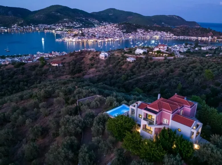 1 bedroom Villa 450 m² Municipality of Troizinia - Methana, Greece