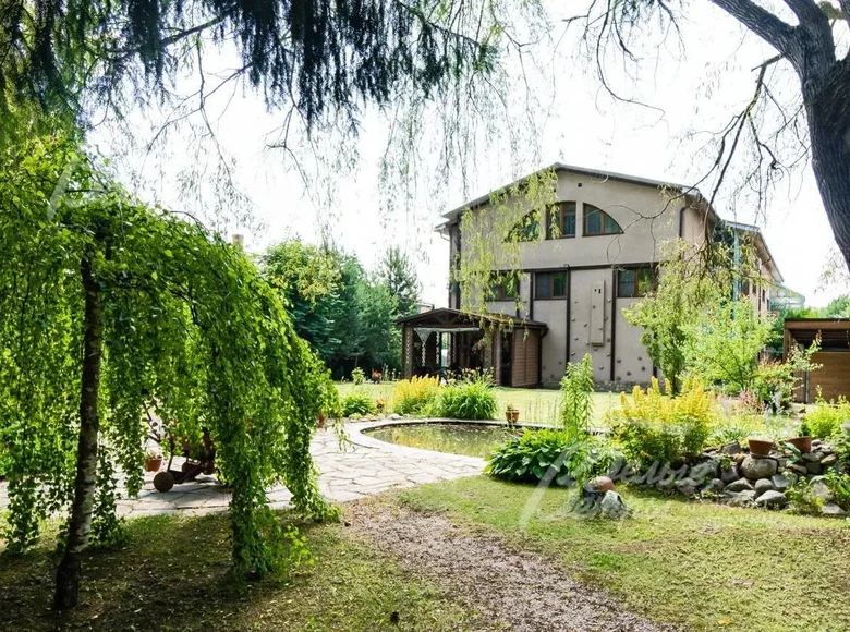 Dom 900 m² Troick, Rosja