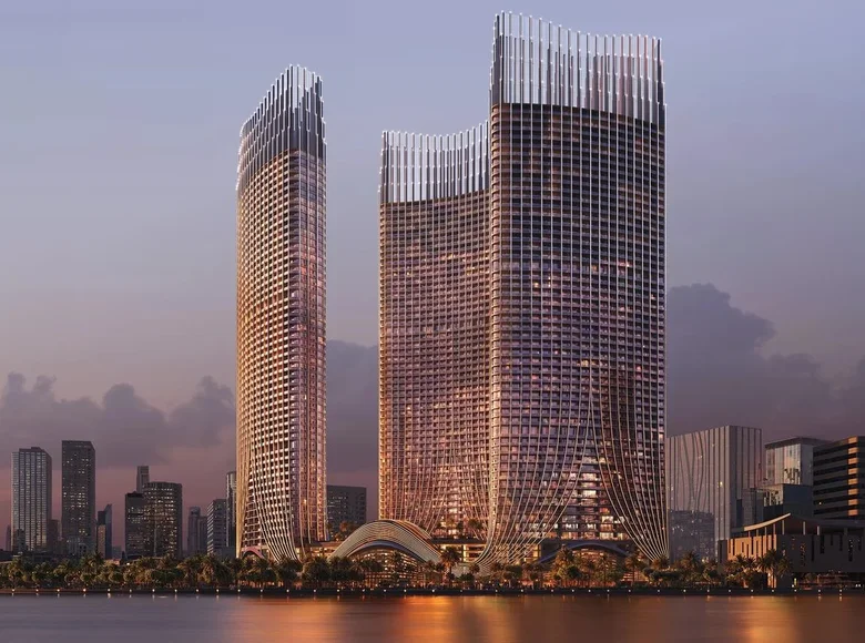 Propiedad comercial 140 m² en Dubái, Emiratos Árabes Unidos