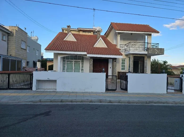 Maison 6 chambres 334 m² Lakatameia, Chypre