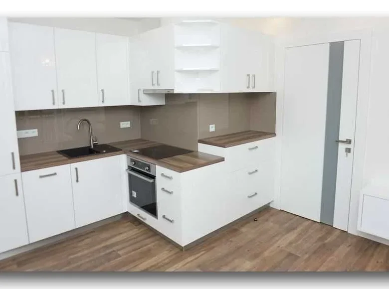 Квартира 3 комнаты 44 м² в Кракове, Польша