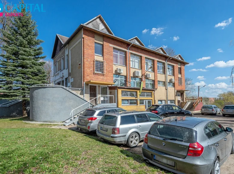 Propiedad comercial 560 m² en Moletai, Lituania