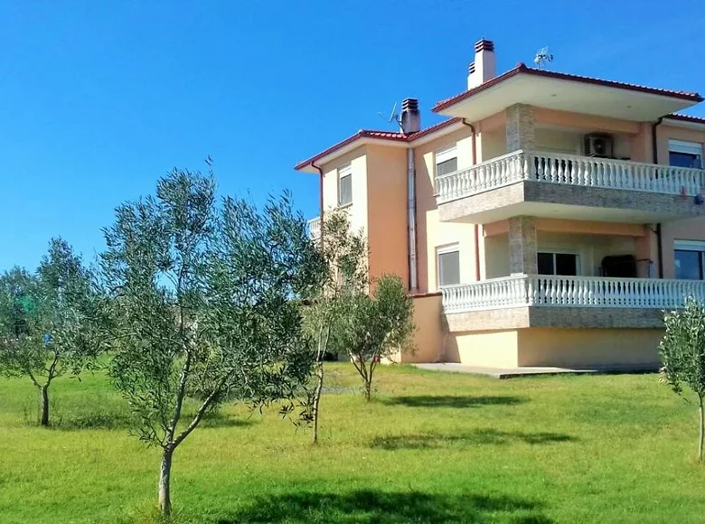 6 bedroom villa 300 m² Rodokipos, Greece