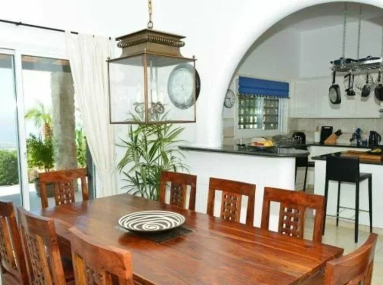 Haus 4 Schlafzimmer 305 m² Tala, Zypern