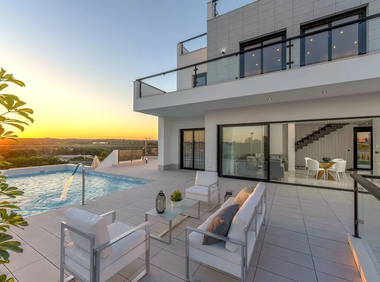 4-Schlafzimmer-Villa 301 m² Abadin, Spanien