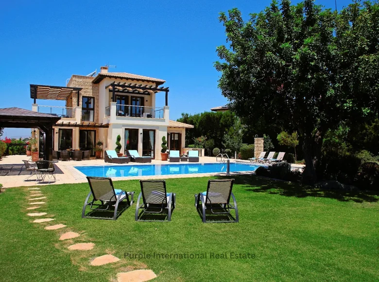 Villa de 4 dormitorios 210 m² Kouklia, Chipre