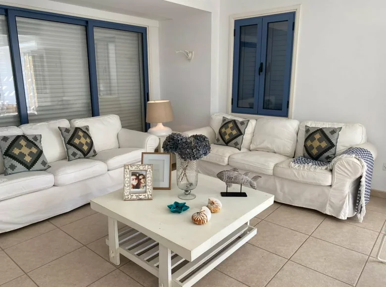Haus 4 Schlafzimmer 186 m² Paralimni, Zypern