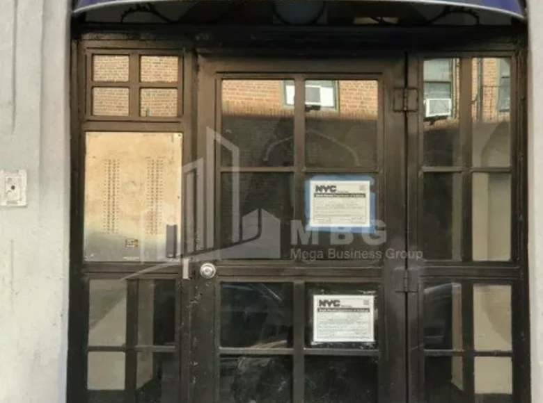 Commercial property 112 m² in Tbilisi, Georgia