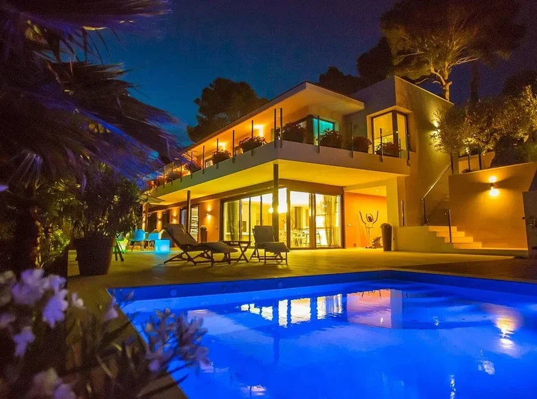 Villa 6 habitaciones 476 m² Santa Maria de Llorell, Španjolska