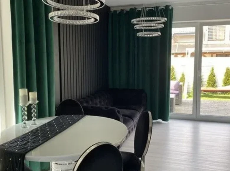 Dom 1 pokój 100 m² Lomianki Dolne, Polska