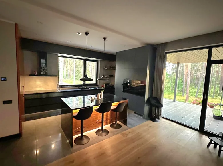 Apartment 8 bedrooms 350 m² Garkalnes pagasts, Latvia