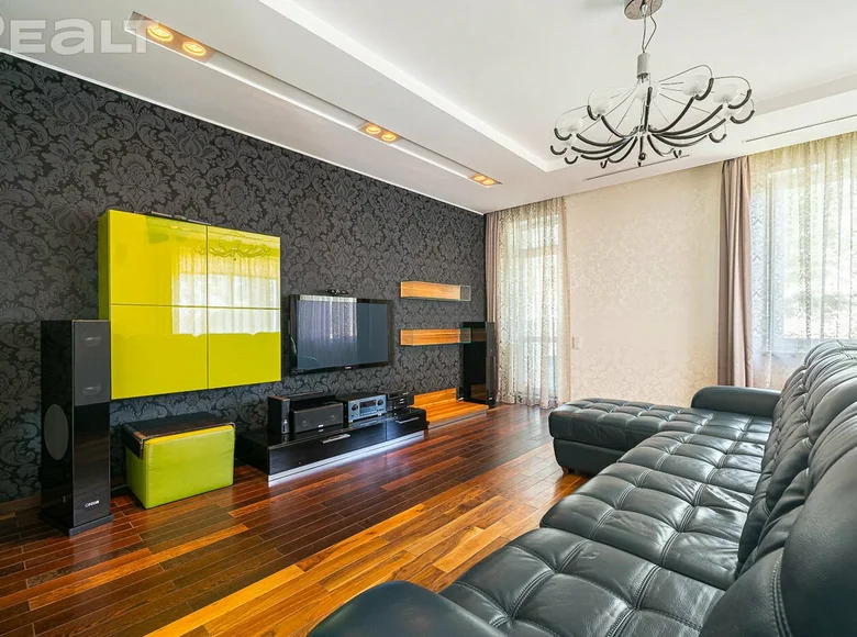 Apartamento 3 habitaciones 171 m² Minsk, Belarús