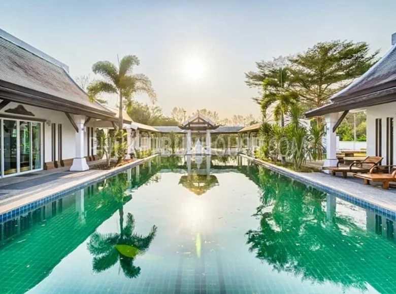 Villa 4 chambres 1 066 m² Ban Nok Na, Thaïlande