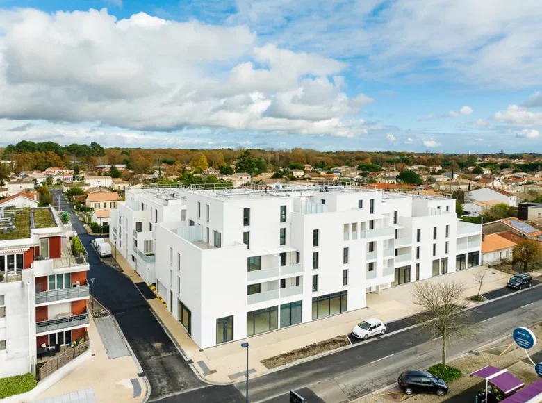 Nieruchomości komercyjne 74 m² Saint Medard en Jalles, Francja