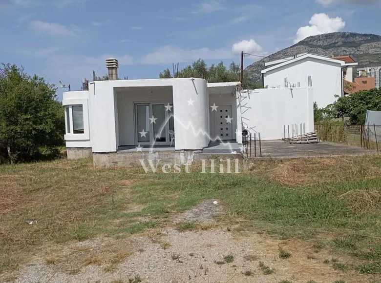 Дом 3 комнаты 170 м² Бар, Черногория