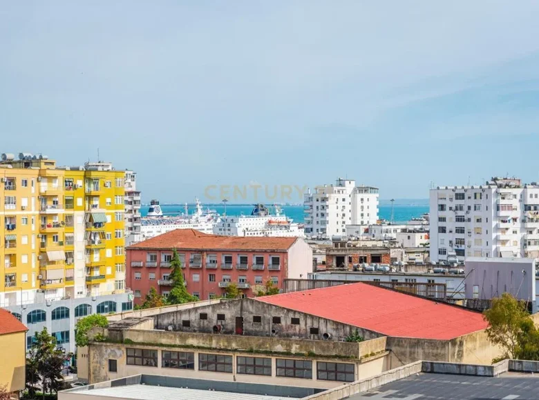 Ático 4 habitaciones 300 m² Bashkia Durres, Albania