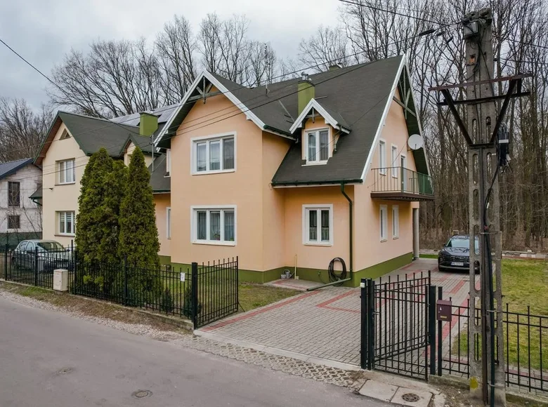 7 room house 174 m² Marki, Poland