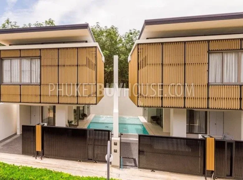 Вилла 3 спальни 215 м² Си Сунтон, Таиланд