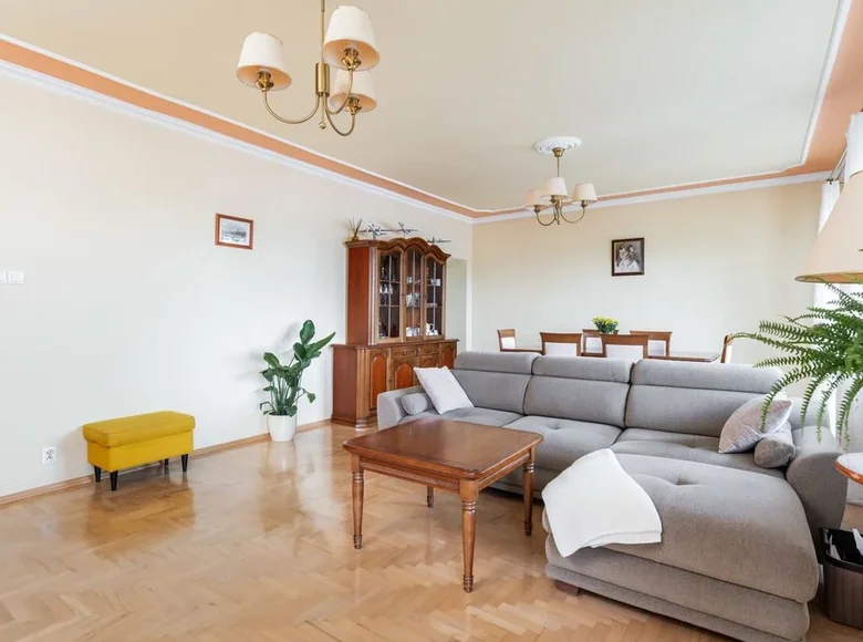 3 bedroom apartment 112 m² Warsaw, Poland