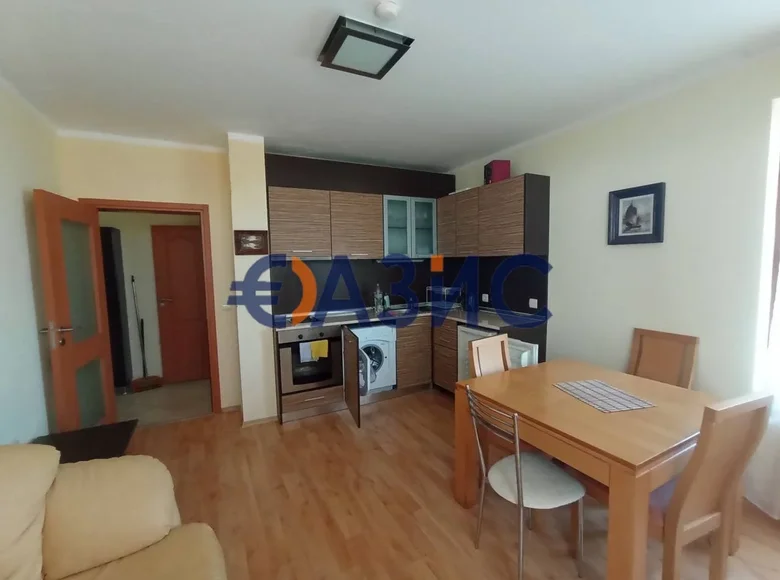 3 bedroom apartment 73 m² Lozenets, Bulgaria