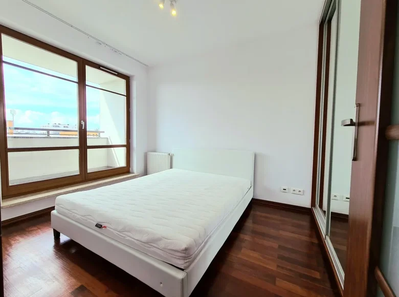 2 room apartment 39 m² in Warsaw, Poland